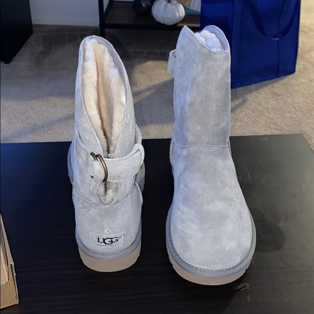 NWT Uggs